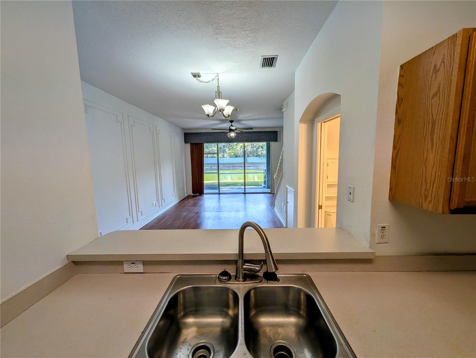 CHELSEA MANOR - Residential