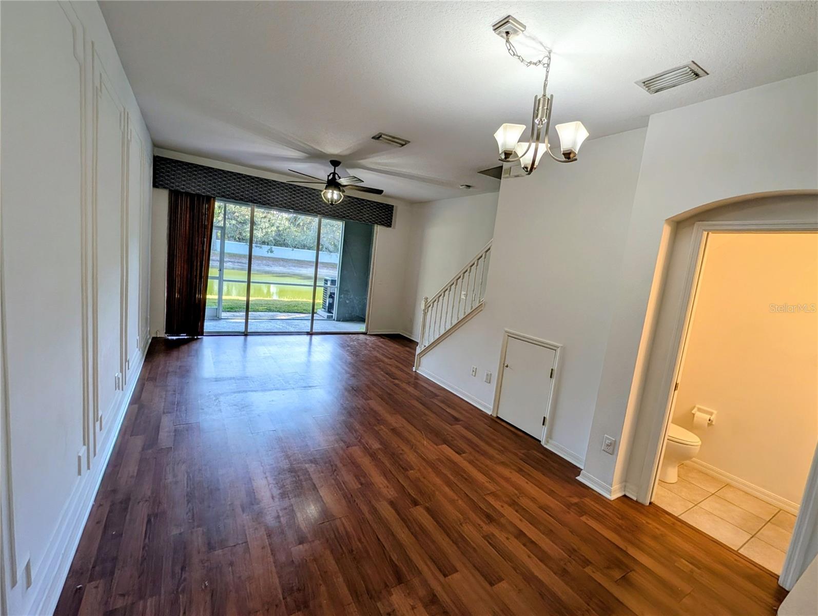 CHELSEA MANOR - Residential