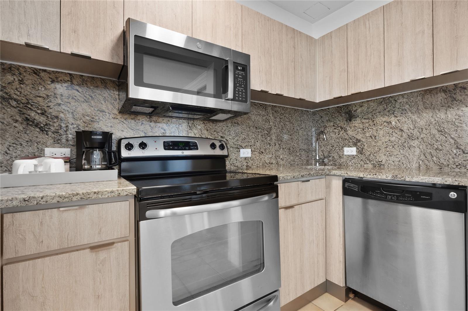 LAS CASITAS VILLAGE - Residential