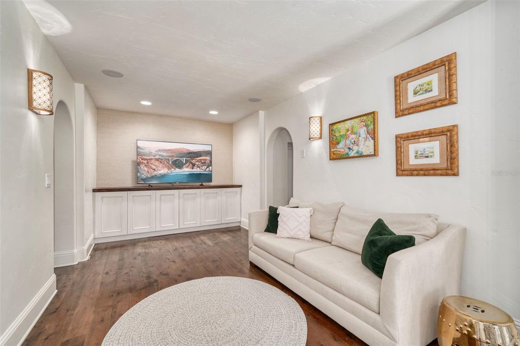 CLOISTER GROVE SUB - Residential