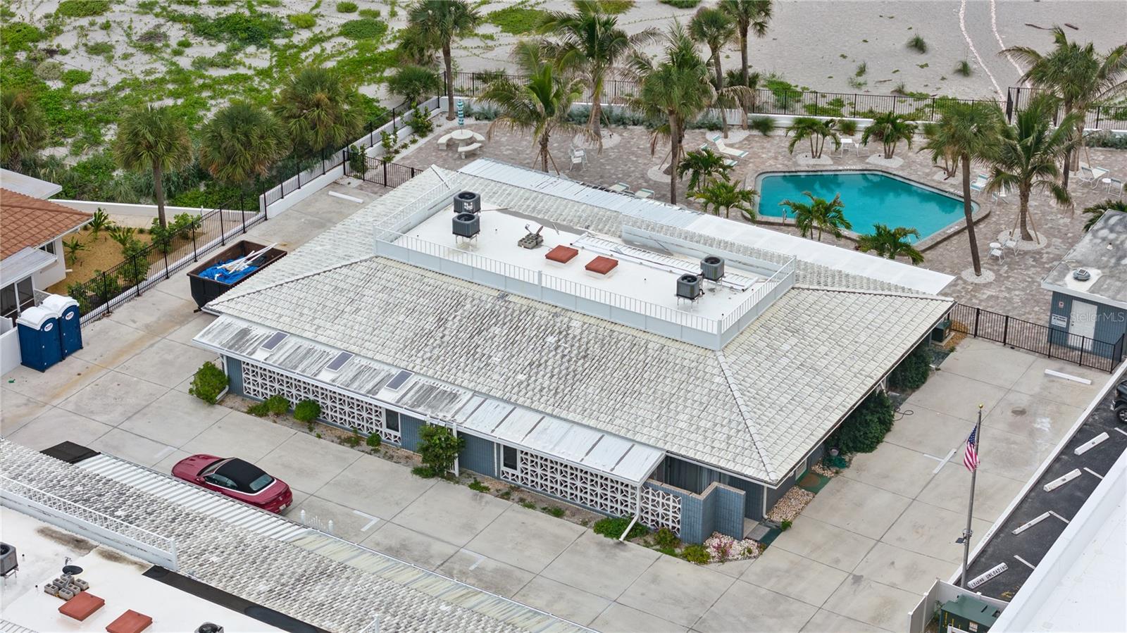 1205 TARPON CENTER DRIVE E2