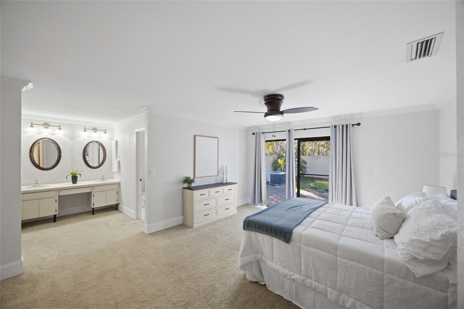 CREEK WOODS A COND IN IMPERIALAKES - Residential