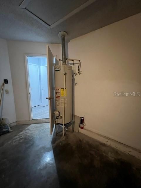 WHISPER LAKES - Residential Lease