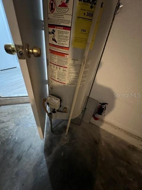 WHISPER LAKES - Residential Lease