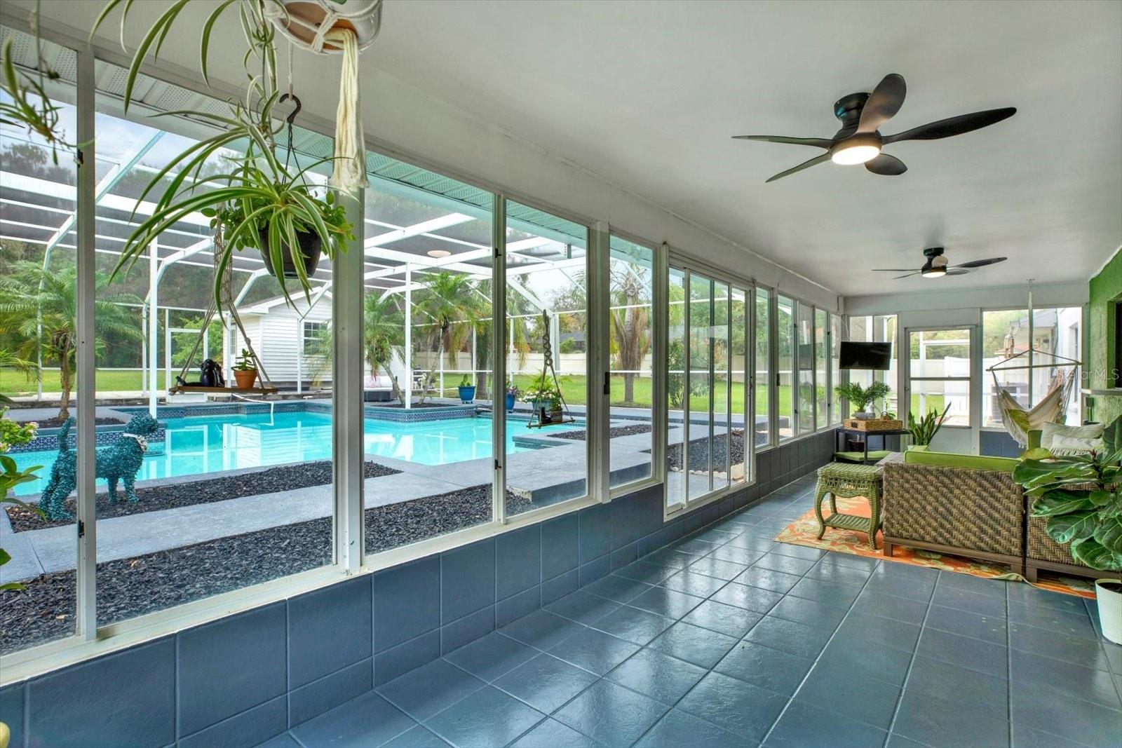 SHADOW RUN UNIT 2 - Residential