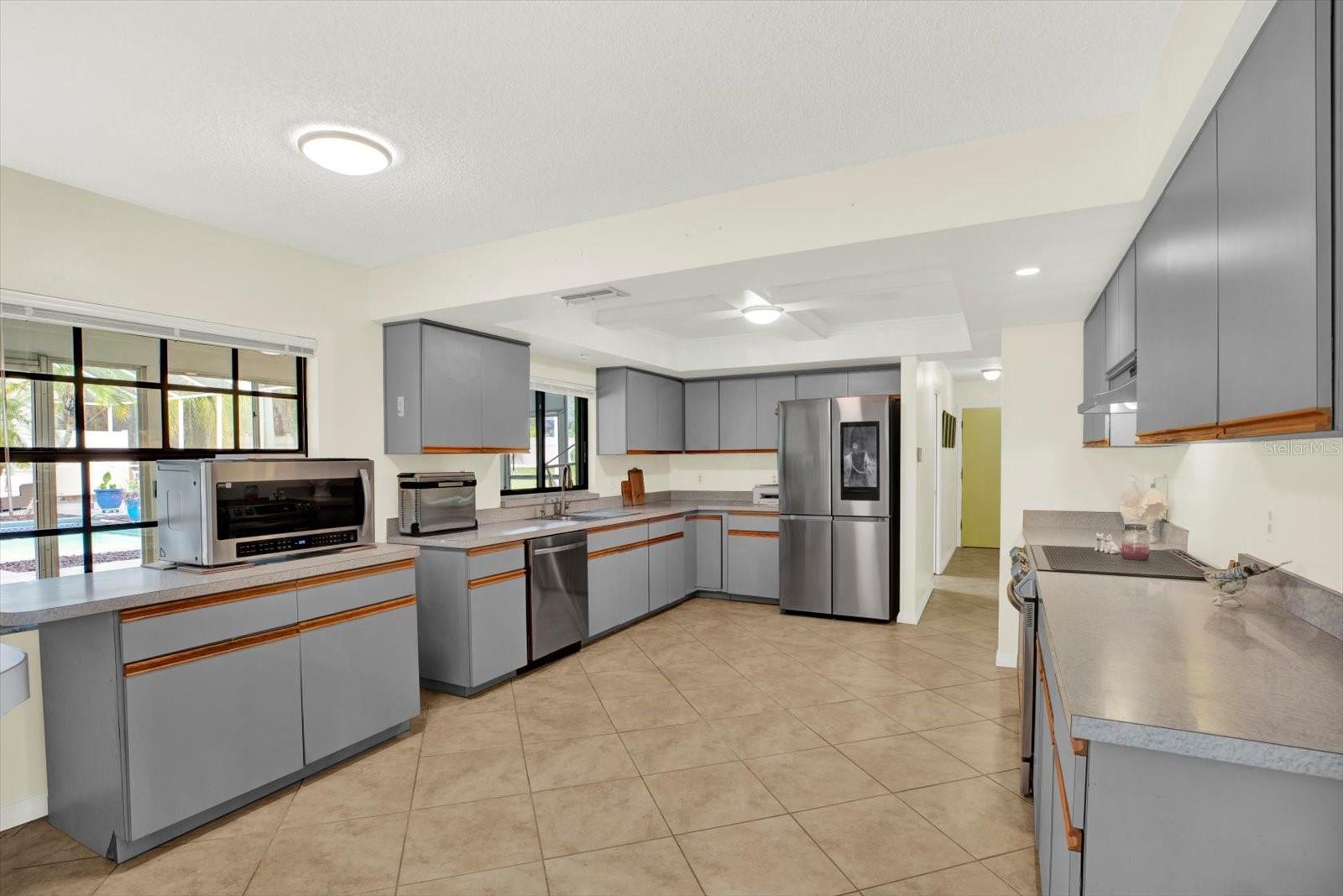 SHADOW RUN UNIT 2 - Residential