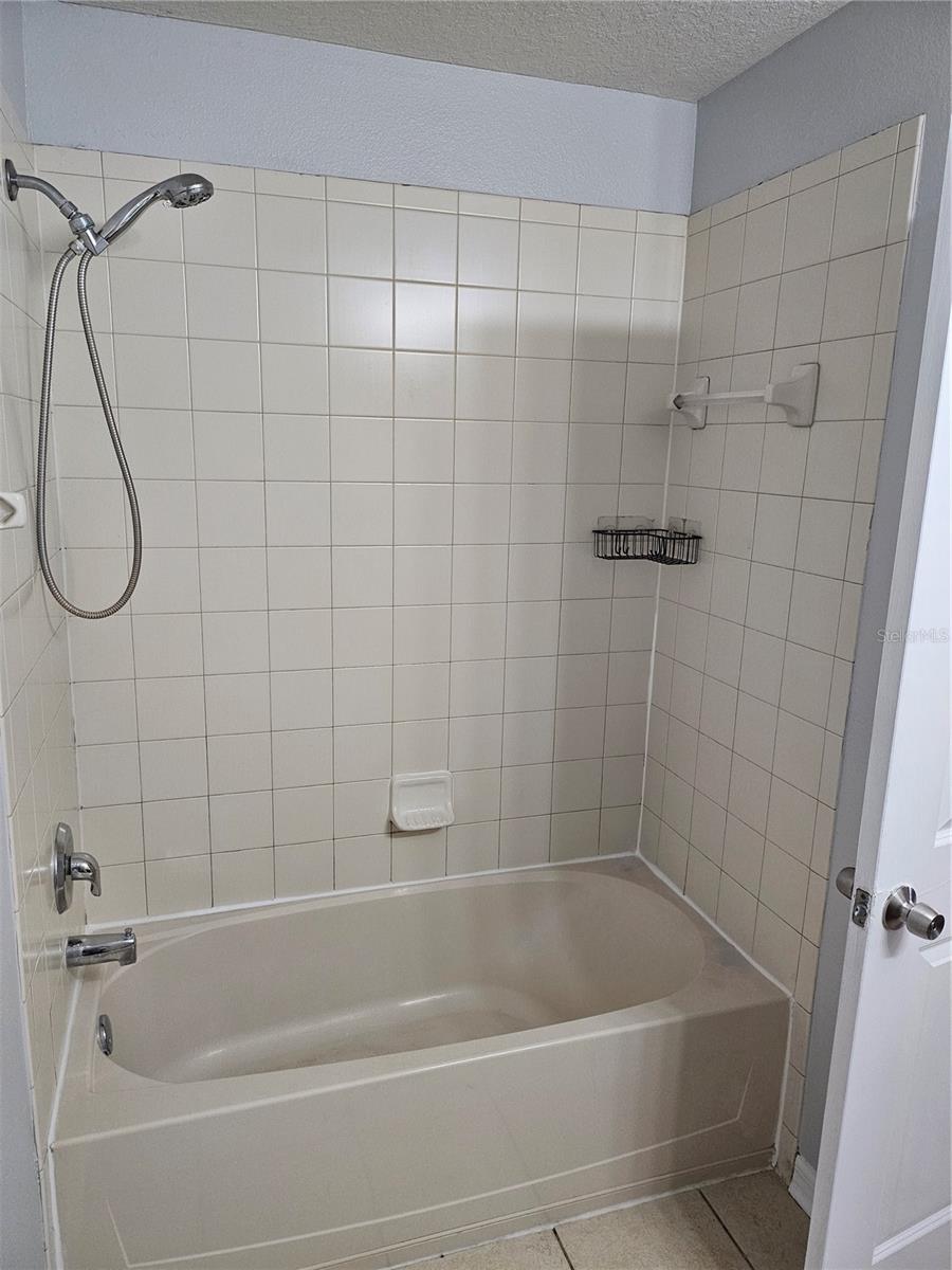 OAK CREEK PRCL 2 UNIT 2A - Residential