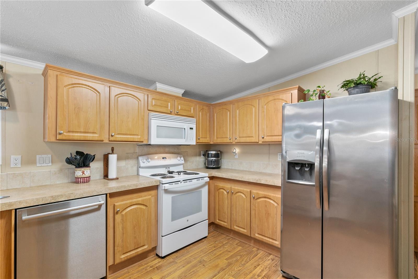 SANDY ACRES ESTATE - Residential