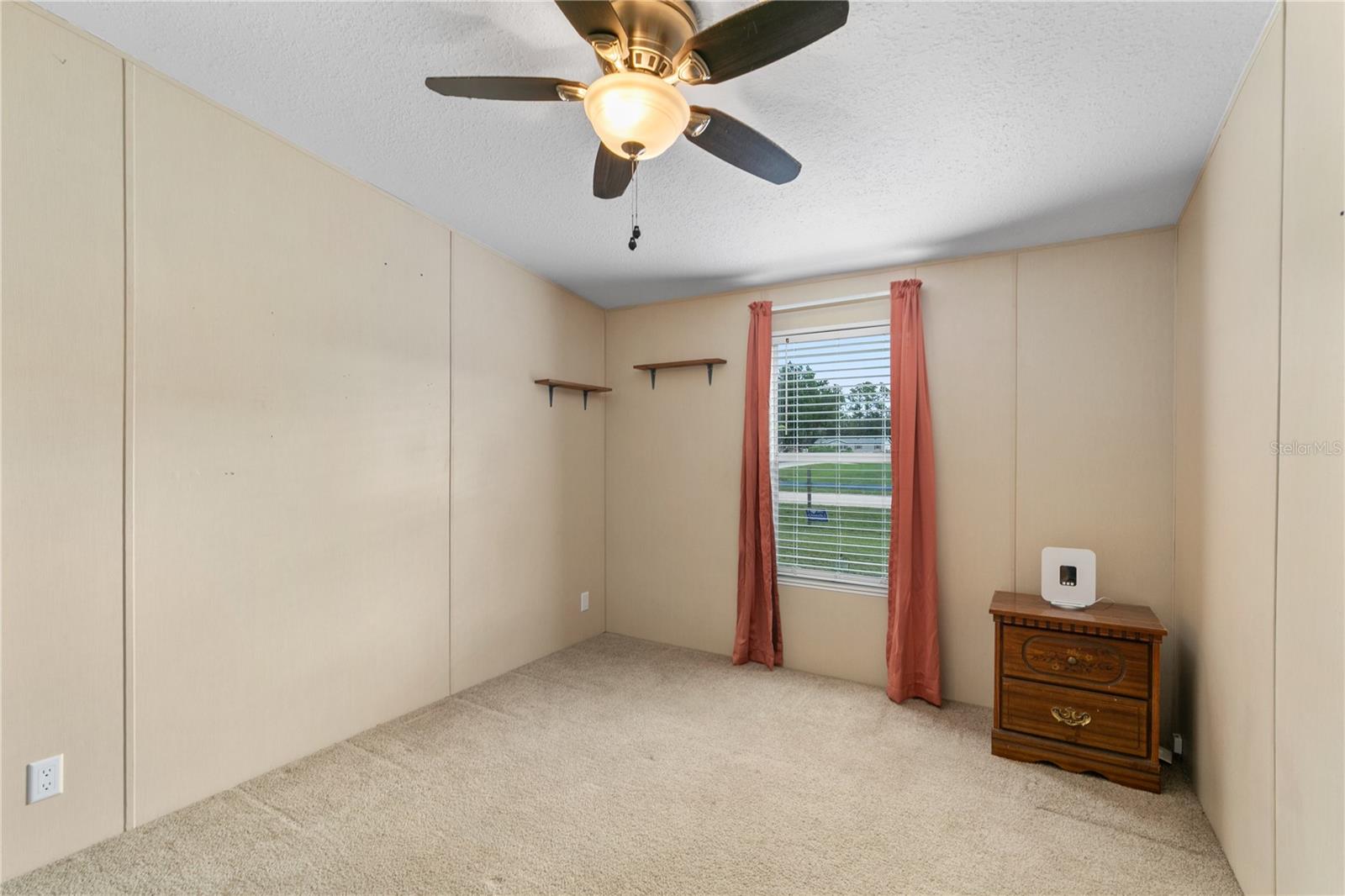 SANDY ACRES ESTATE - Residential