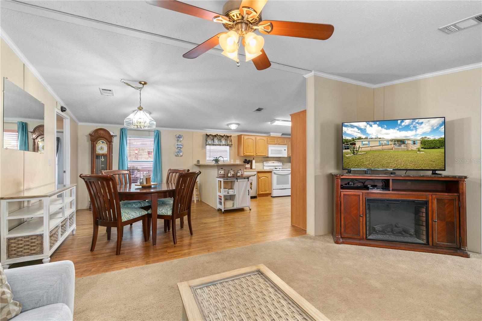 SANDY ACRES ESTATE - Residential