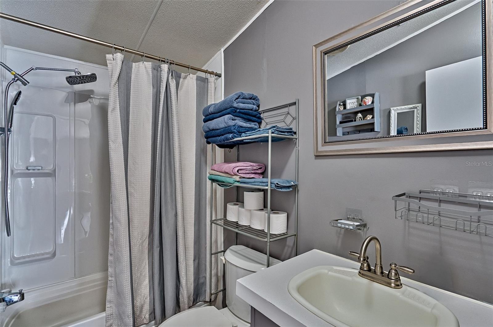 TRIPLE CROWN FARMS - Residential