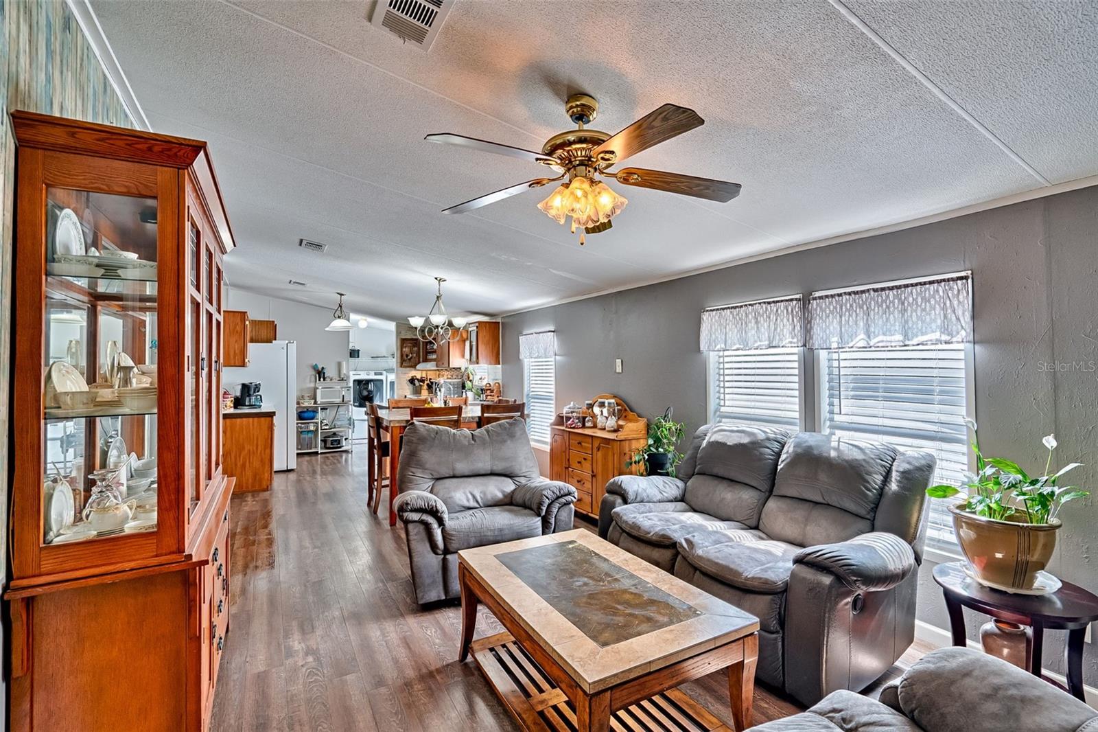 TRIPLE CROWN FARMS - Residential