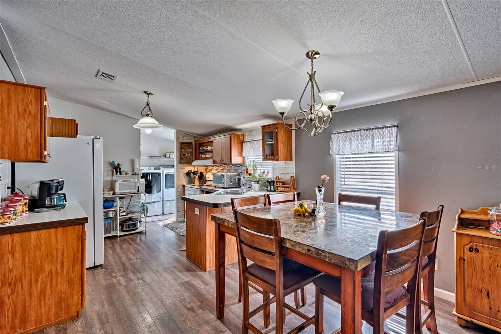 TRIPLE CROWN FARMS - Residential