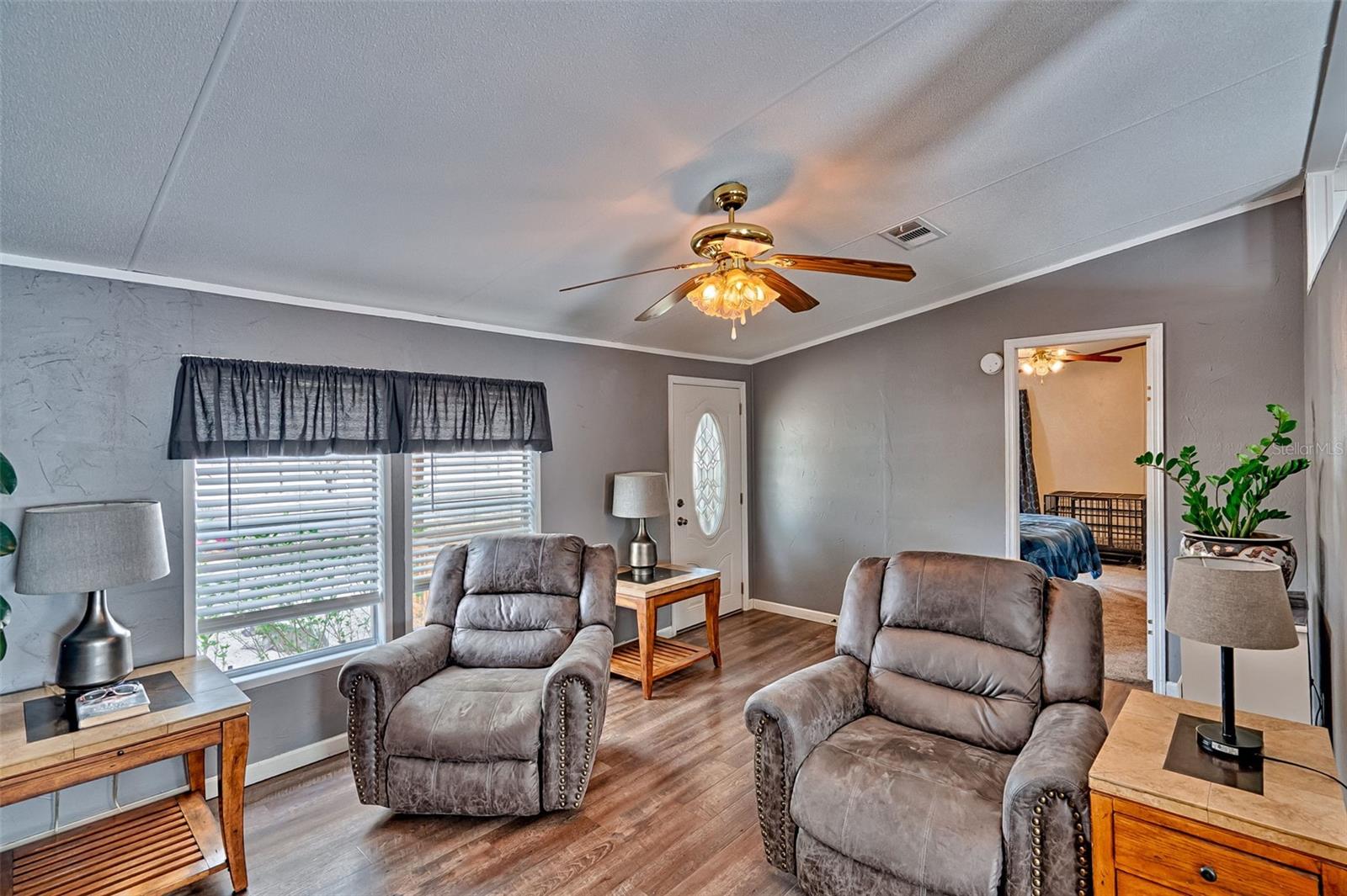 TRIPLE CROWN FARMS - Residential