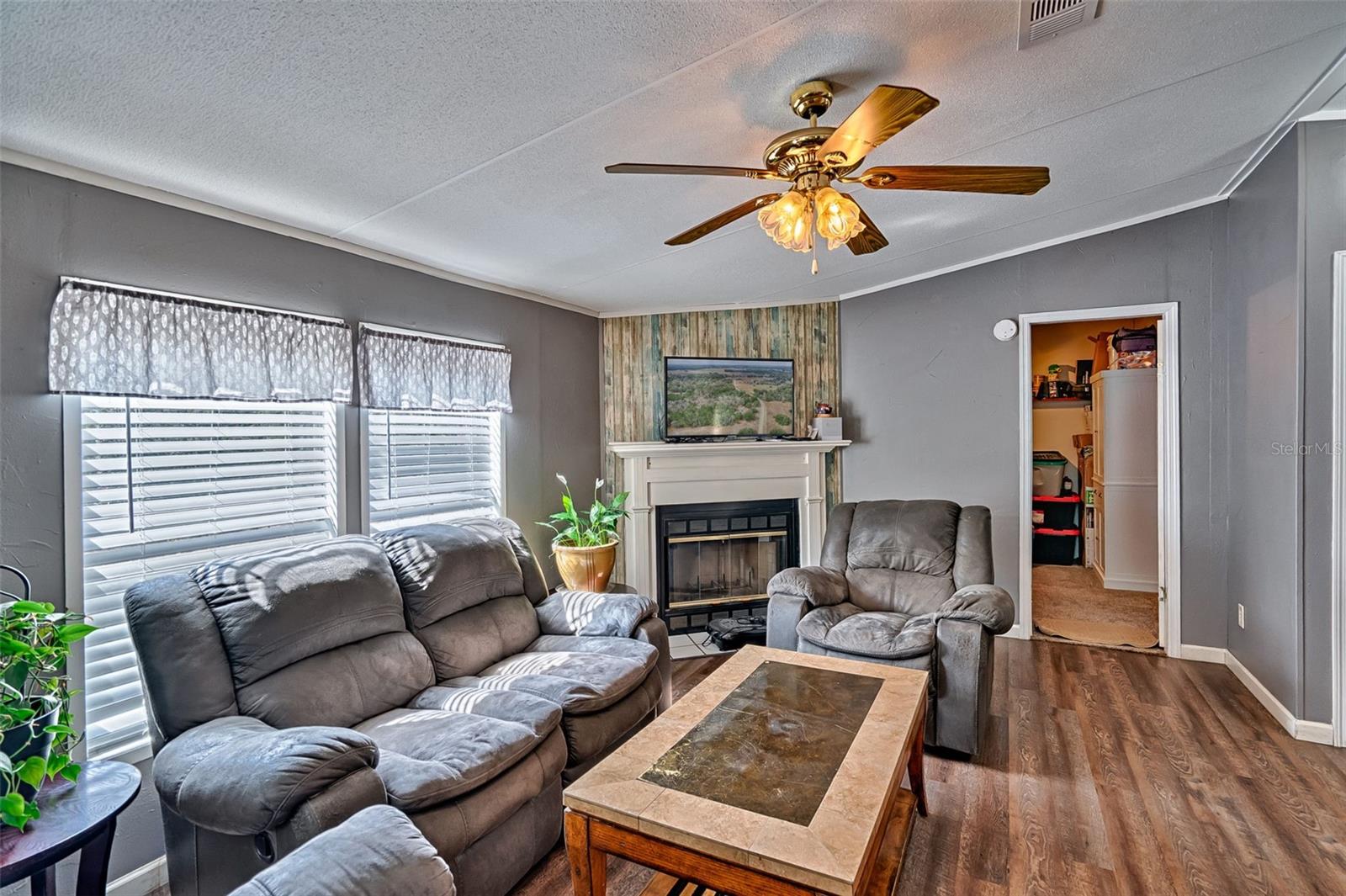 TRIPLE CROWN FARMS - Residential