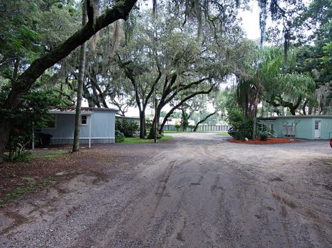 Tiny photo for 28313 Us Highway 27, Leesburg, FL 34748 (MLS # V4937792)