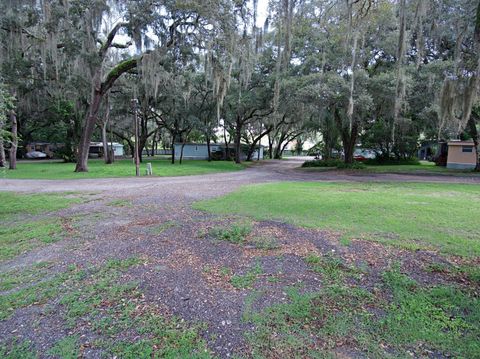 Tiny photo for 28313 Us Highway 27, Leesburg, FL 34748 (MLS # V4937792)