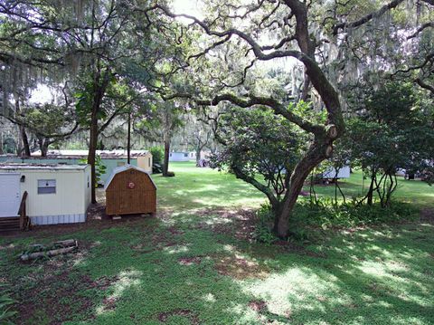 Tiny photo for 28313 Us Highway 27, Leesburg, FL 34748 (MLS # V4937792)