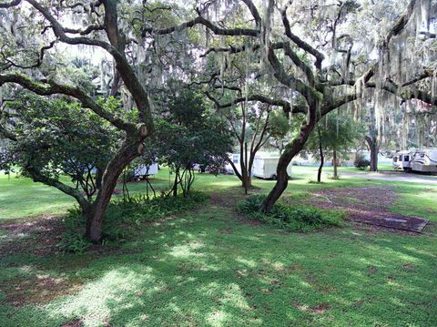 Tiny photo for 28313 Us Highway 27, Leesburg, FL 34748 (MLS # V4937792)