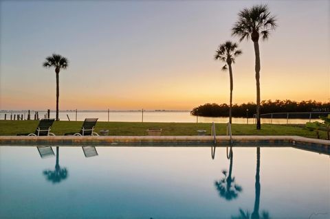 Photo of 7318 Westmoreland Drive, Sarasota, FL 34243 (MLS # A4680287)