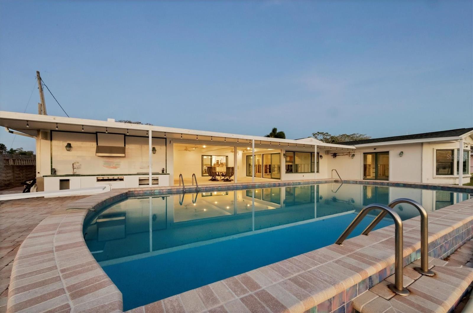 NORTH ISLES - Residential