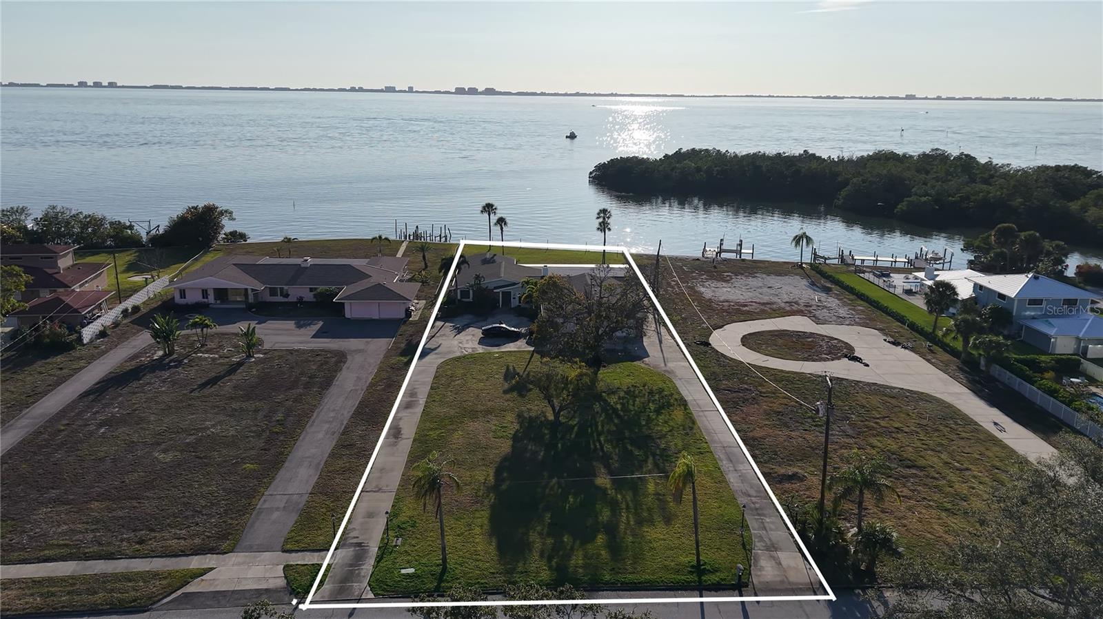 NORTH ISLES - Residential