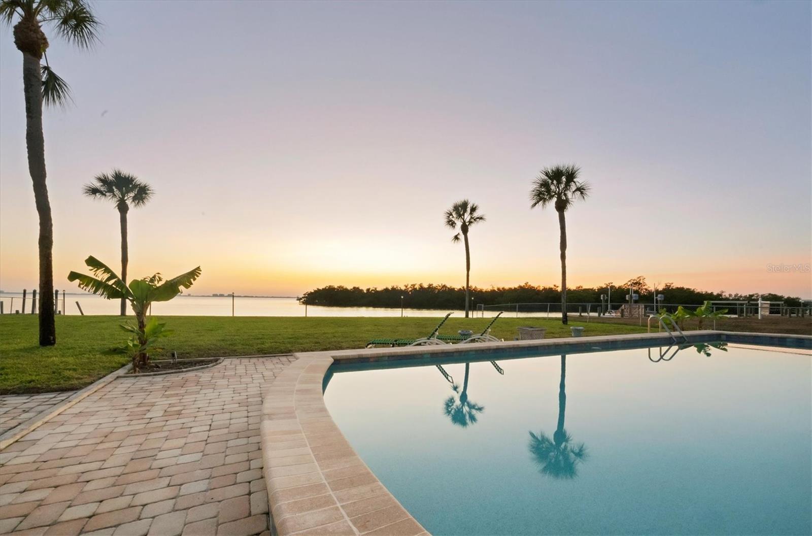 NORTH ISLES - Residential