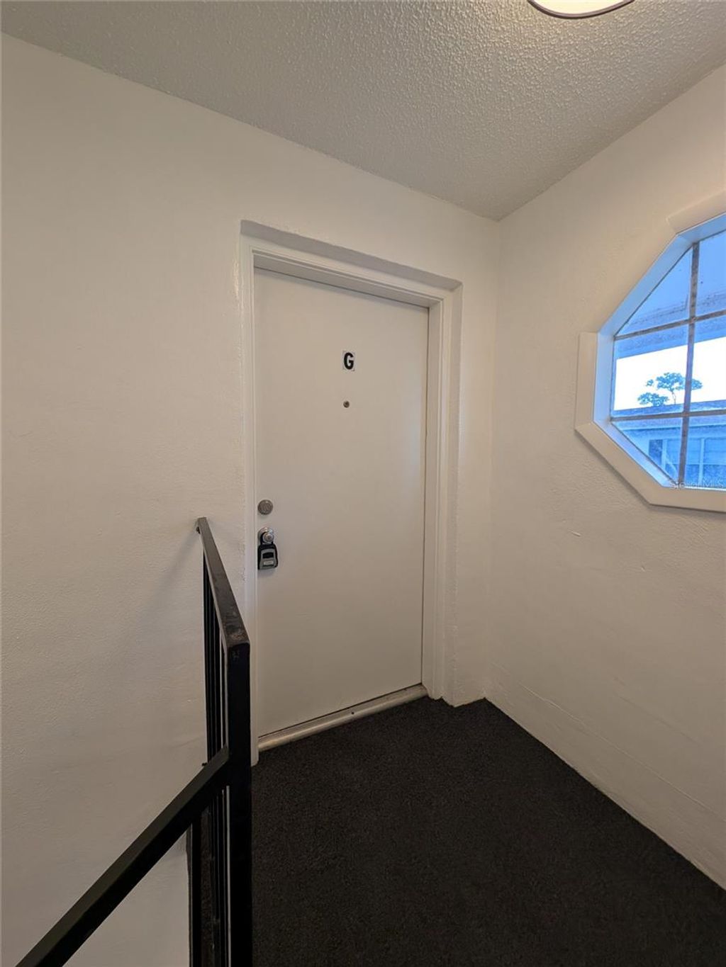 Photo of 2564 SE 15th Avenue #G, Ocala, FL 34471 (MLS # OM705500)