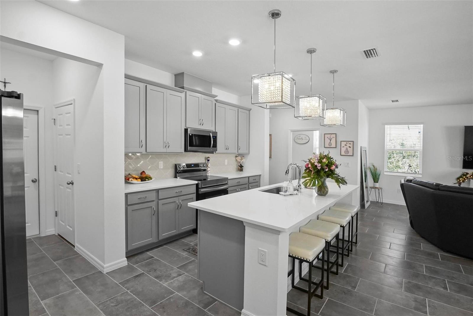 1088 HAPPY FOREST LOOP