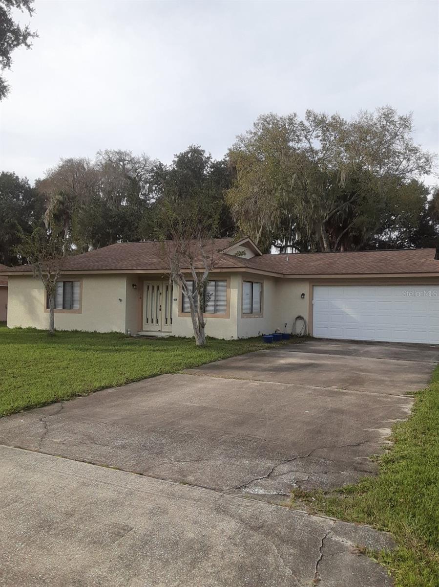 2 Bedroom 2 bath 2 car garage located in a very quite neighborhood. Tenant occupied from Month To Month easy to show must have 24 hours for showings. No Saturday Showings please.Newer roof .