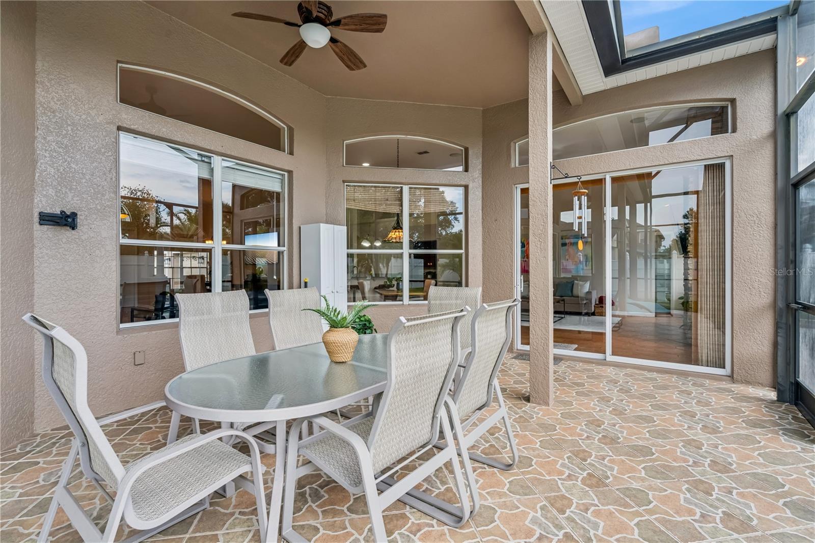 1955 CASCADES COVE DRIVE