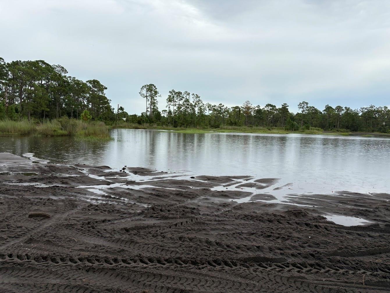 ORANGE BLOSSOM ESTATE - Land