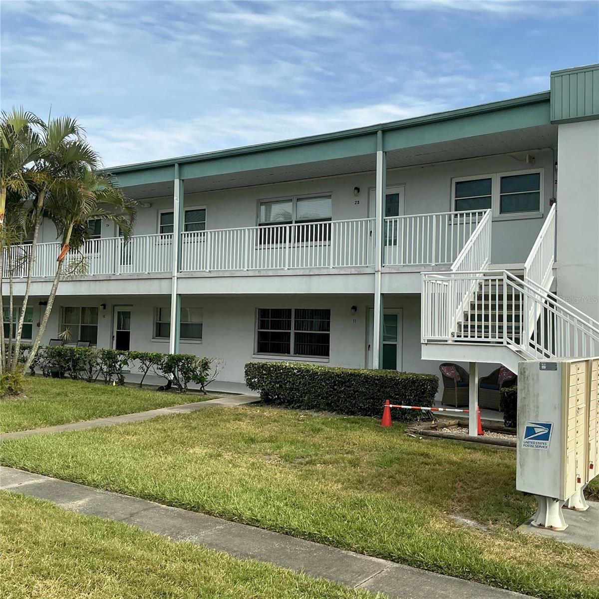 PARADISE SHORES - Residential