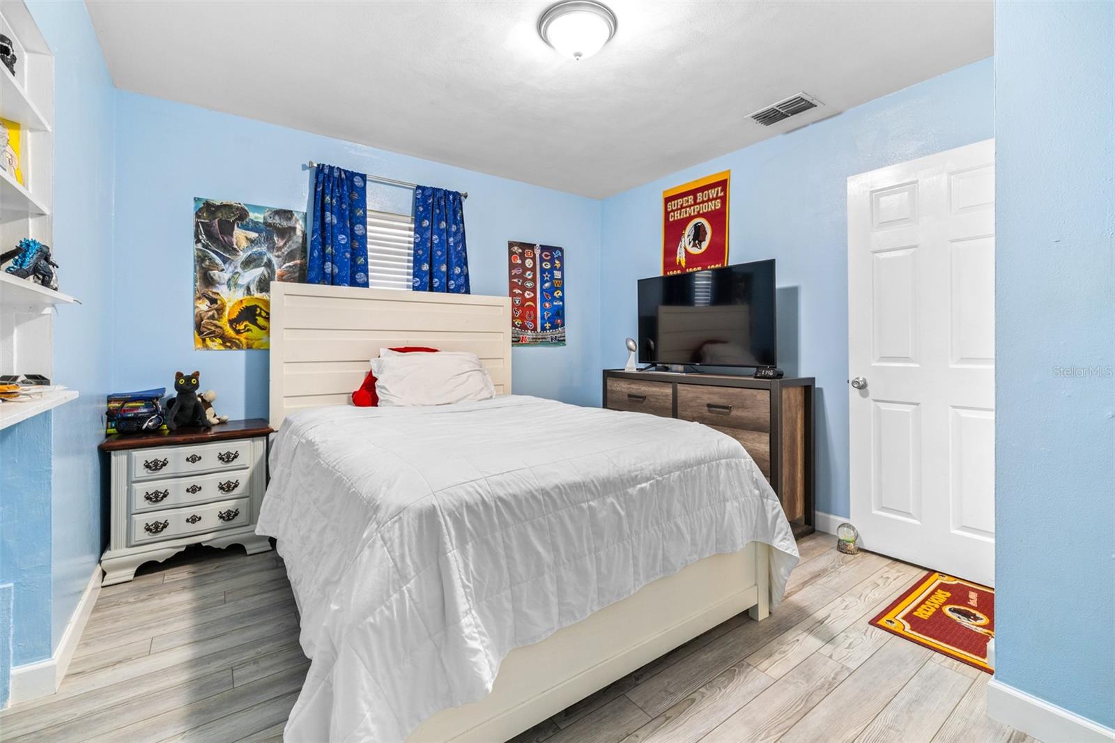 ELOISE WOODS LAKE ROY UNIT - Residential