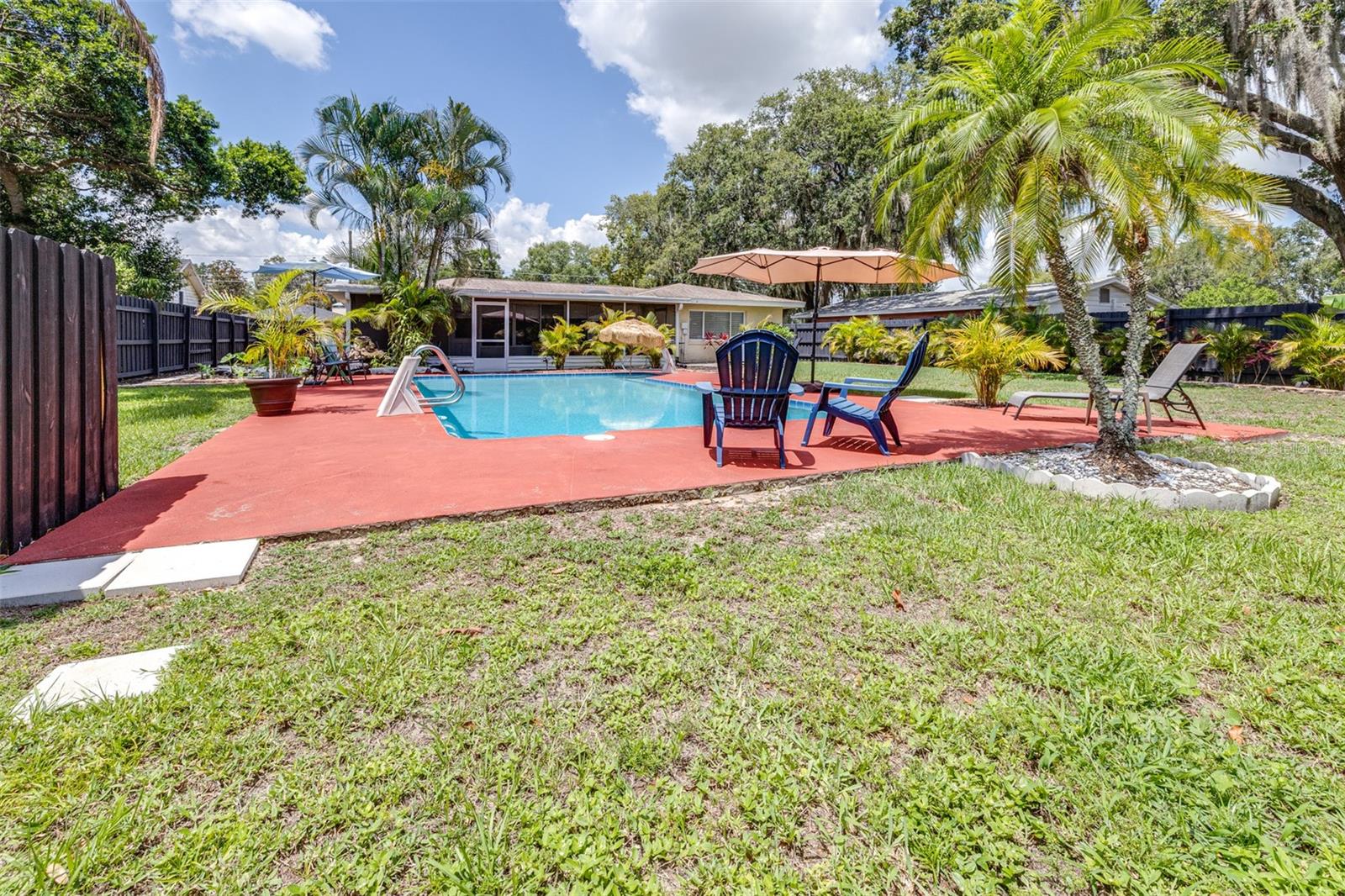 ELOISE WOODS LAKE ROY UNIT - Residential