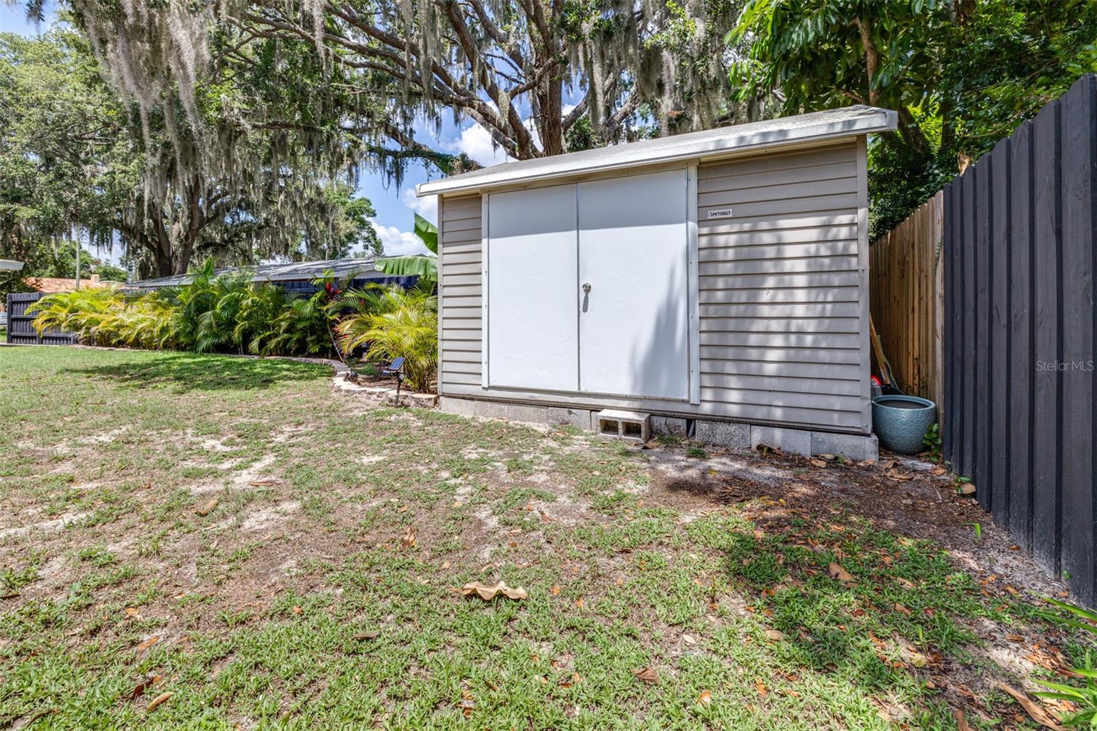 ELOISE WOODS LAKE ROY UNIT - Residential