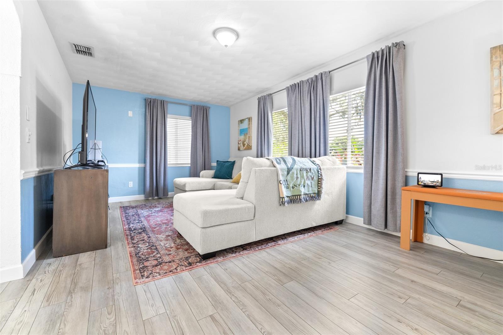 ELOISE WOODS LAKE ROY UNIT - Residential