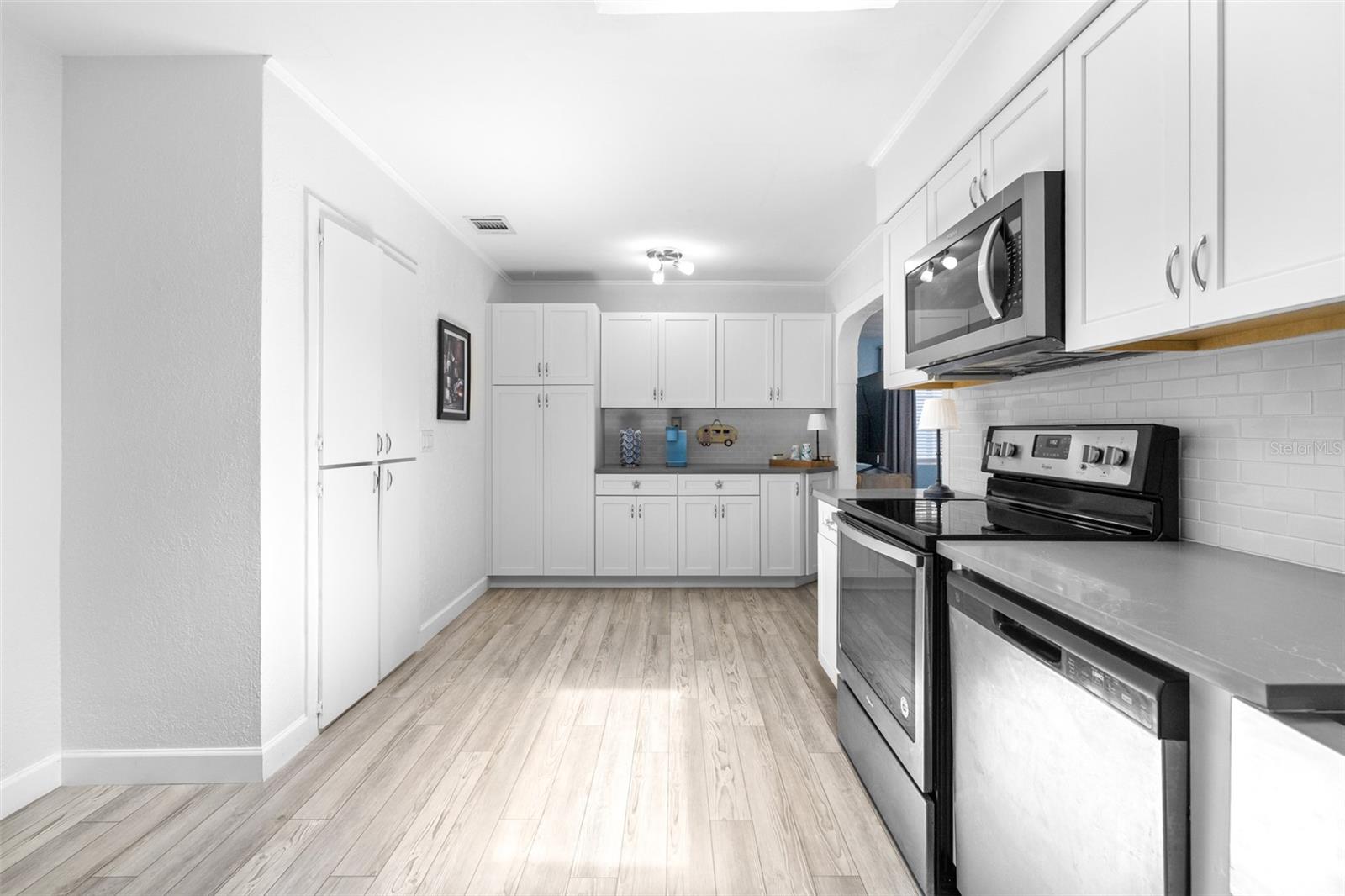 ELOISE WOODS LAKE ROY UNIT - Residential