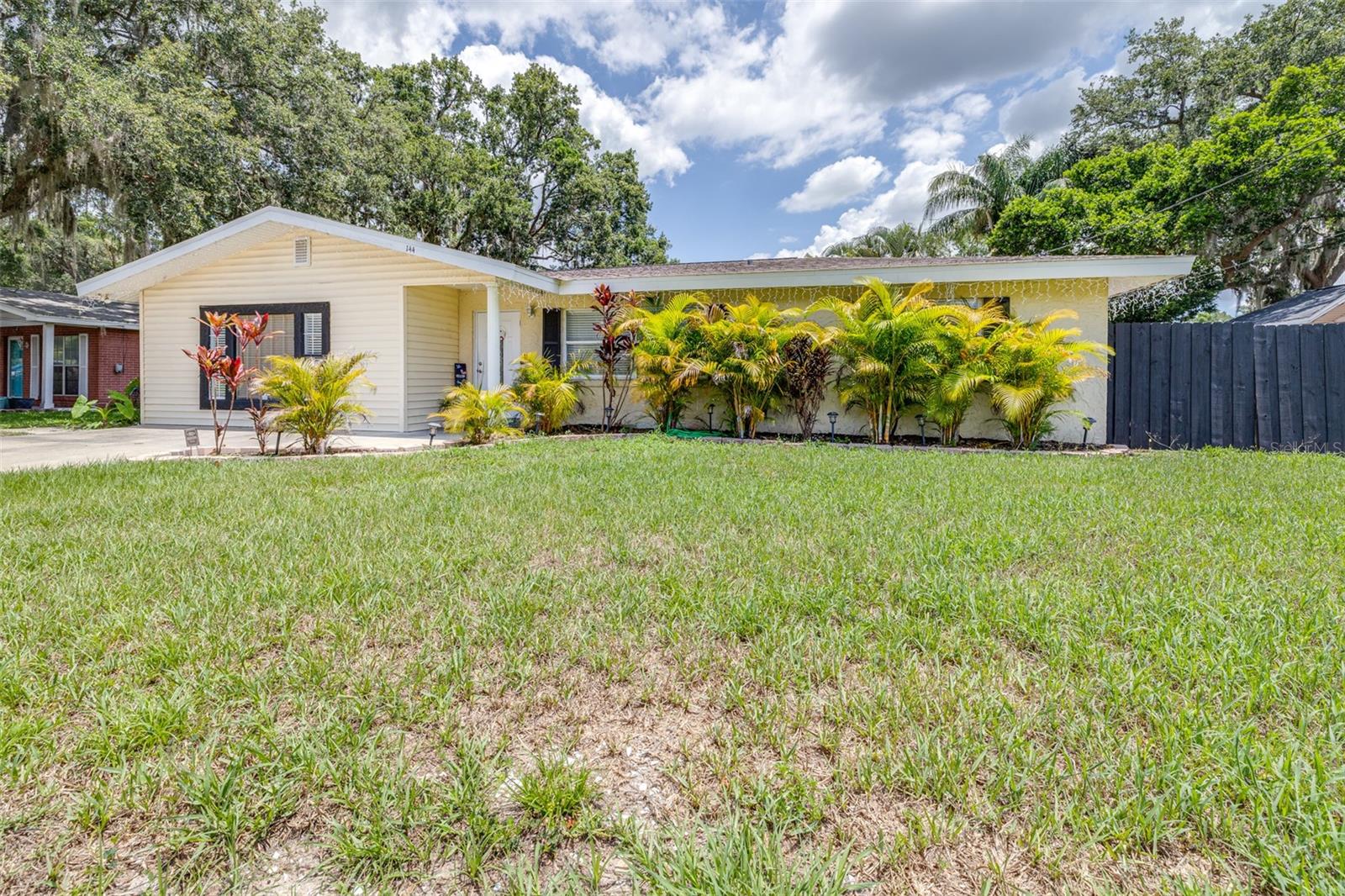 ELOISE WOODS LAKE ROY UNIT - Residential