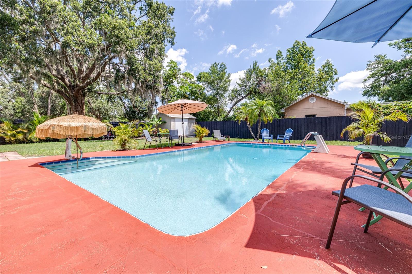 ELOISE WOODS LAKE ROY UNIT - Residential