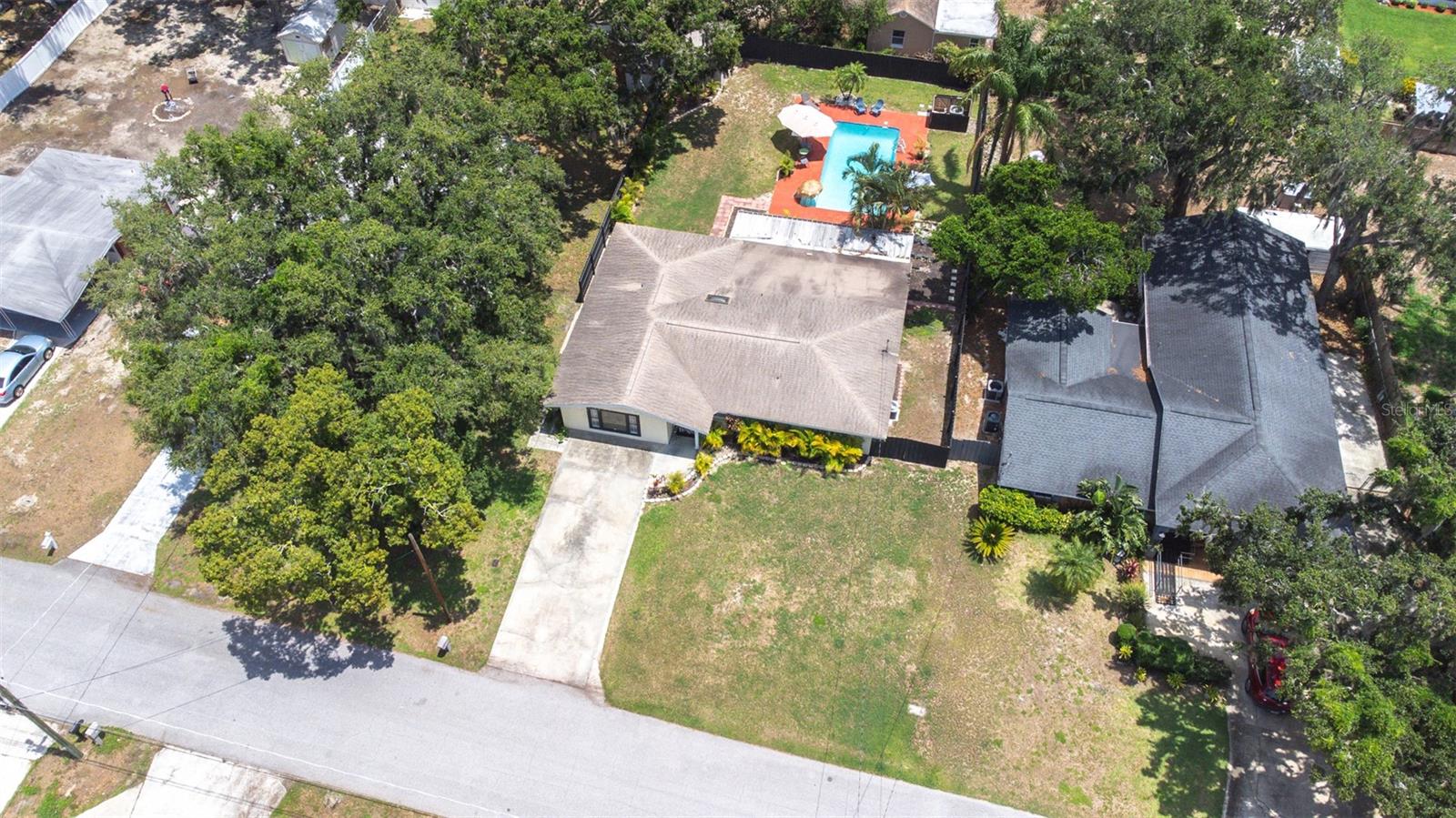 ELOISE WOODS LAKE ROY UNIT - Residential