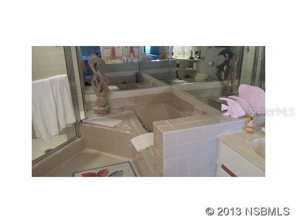 Tradewinds Condo - Residential