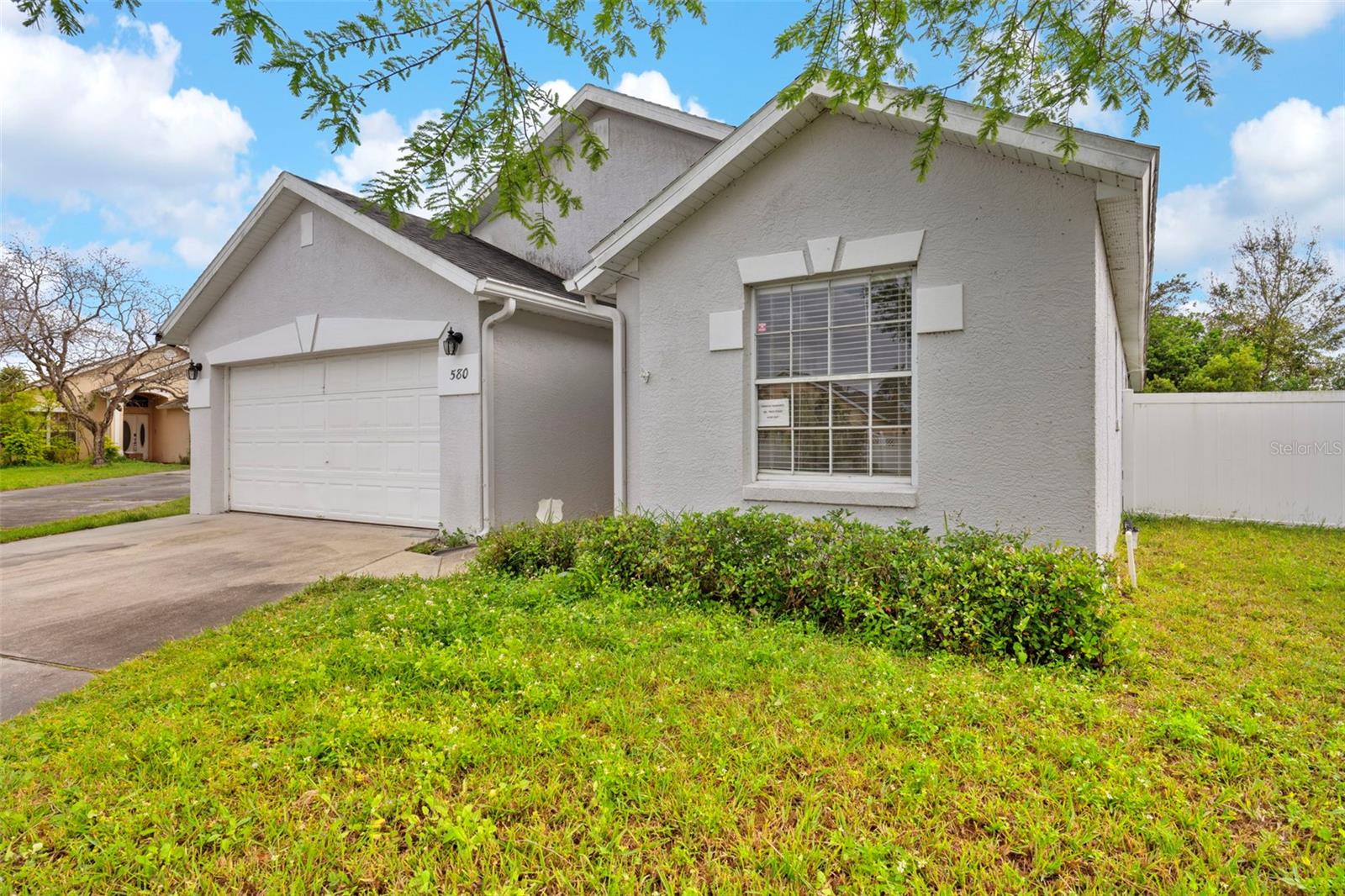 580 TREE SHORE DRIVE