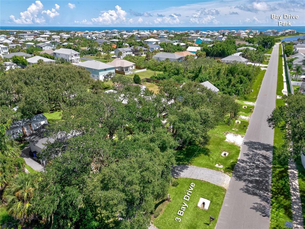 Photo of 3 Bay Drive, Palm Coast, FL 32137 (MLS # GC533994)
