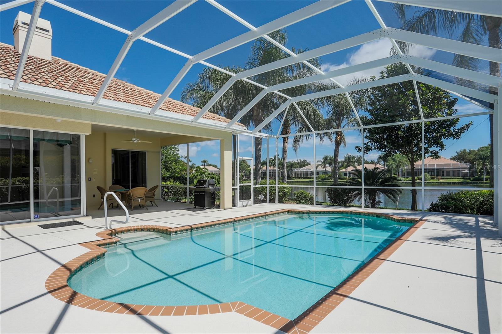 UNIVERSITY PARK - Residential Lease