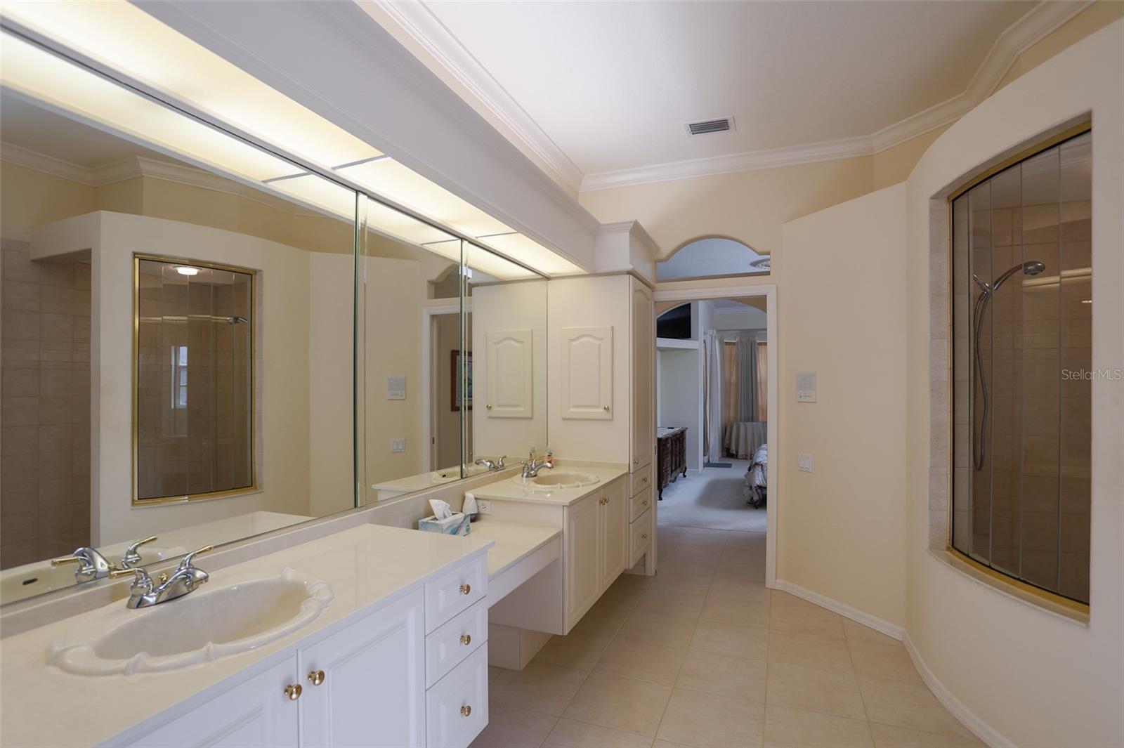 UNIVERSITY PARK - Residential Lease