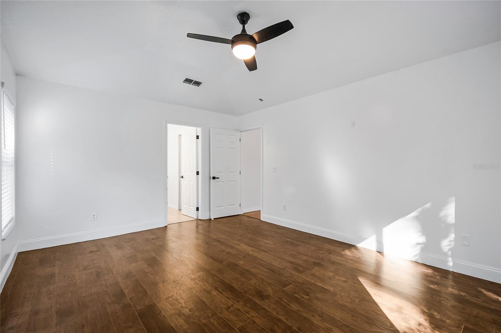 REMINGTON OAKS PH 01 - Residential