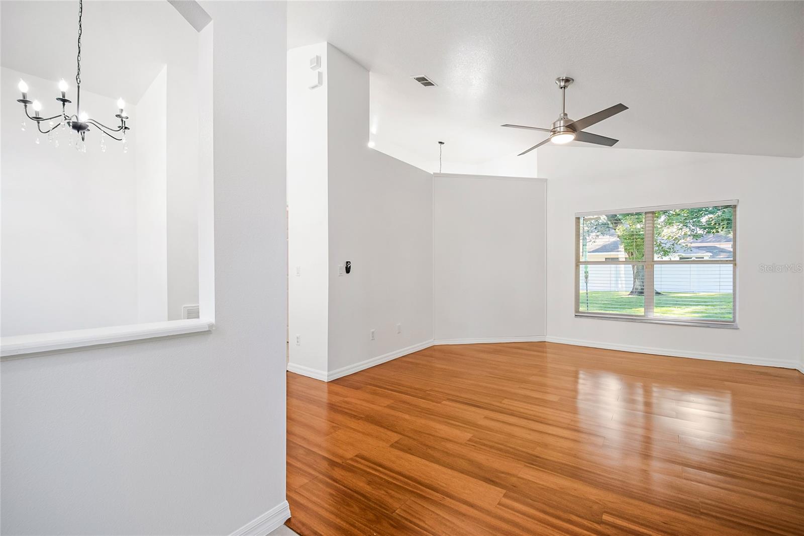 REMINGTON OAKS PH 01 - Residential