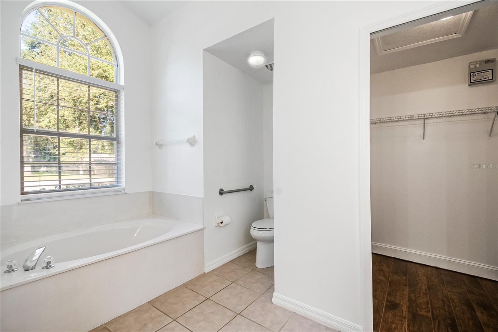 REMINGTON OAKS PH 01 - Residential