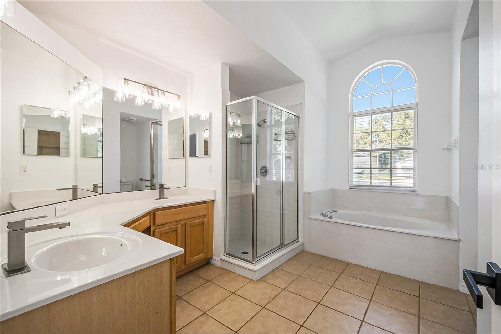 REMINGTON OAKS PH 01 - Residential